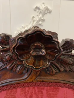Antike viktorianische Chaiselongue aus geschnitztem Mahagoni, 1860