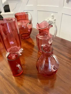 Antike viktorianische Cranberry Glasartikel, 1880, 7 . Set