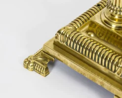 Antike viktorianische korinthische Säulen-Teleskop-Stehlampe aus Messing, 1890er