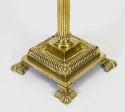 Antike viktorianische korinthische Säulen-Teleskop-Stehlampe aus Messing, 1890er