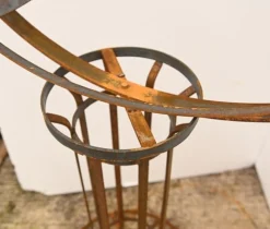 Armillarsphäre aus Gusseisen für den Garten
