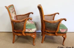 Armlehnstühle und Chippendale Tisch aus massiver Buche, 1950er, 3er Set