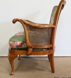 Armlehnstühle und Chippendale Tisch aus massiver Buche, 1950er, 3er Set