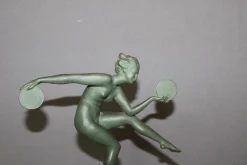 Art Deco Babbitt Tänzerin aus Gusseisen von Derenne, 1930