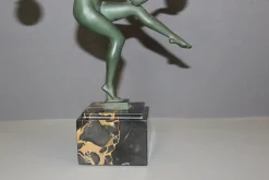 Art Deco Babbitt Tänzerin aus Gusseisen von Derenne, 1930