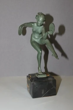 Art Deco Babbitt Tänzerin aus Gusseisen von Derenne, 1930