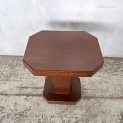 Art Deco Beistelltisch aus Nussholz, 1930er