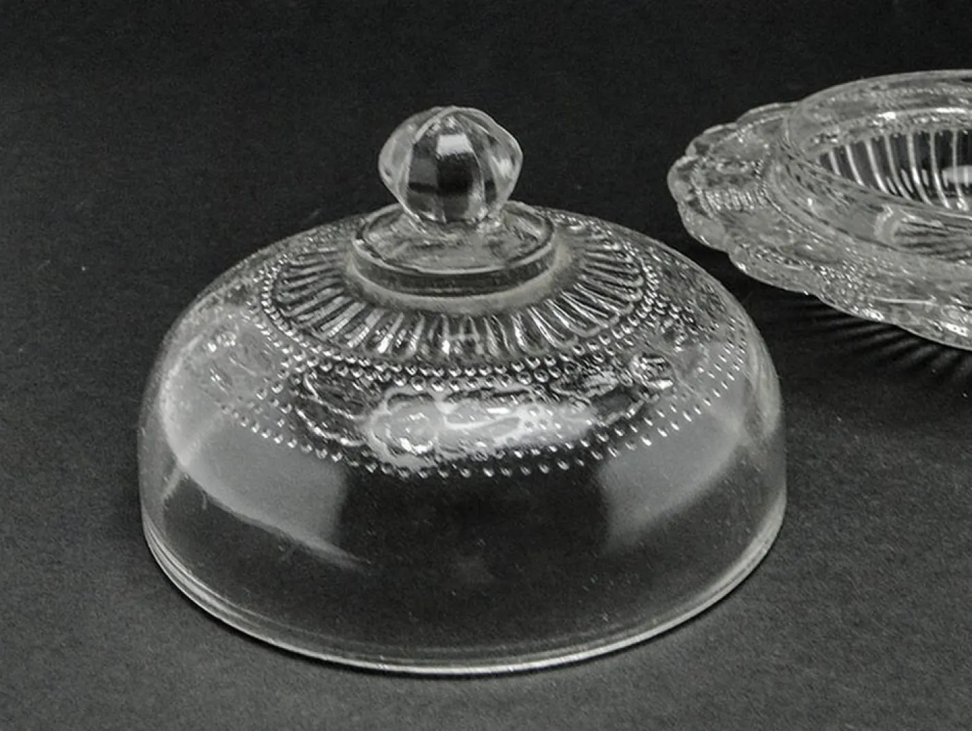Art Deco Butterdose von Krosno Glassworks, Polen, 1930er