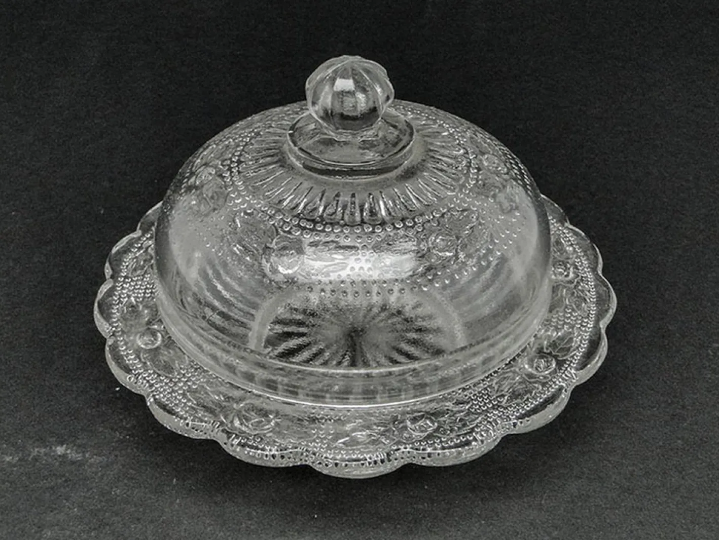 Art Deco Butterdose von Krosno Glassworks, Polen, 1930er