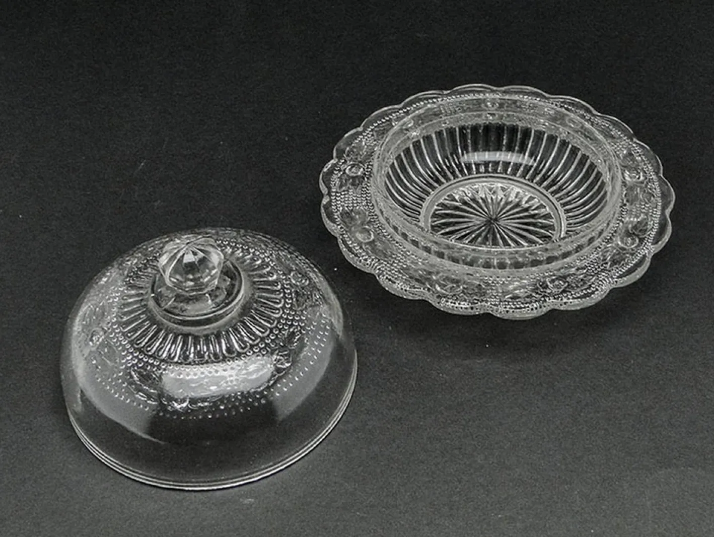 Art Deco Butterdose von Krosno Glassworks, Polen, 1930er