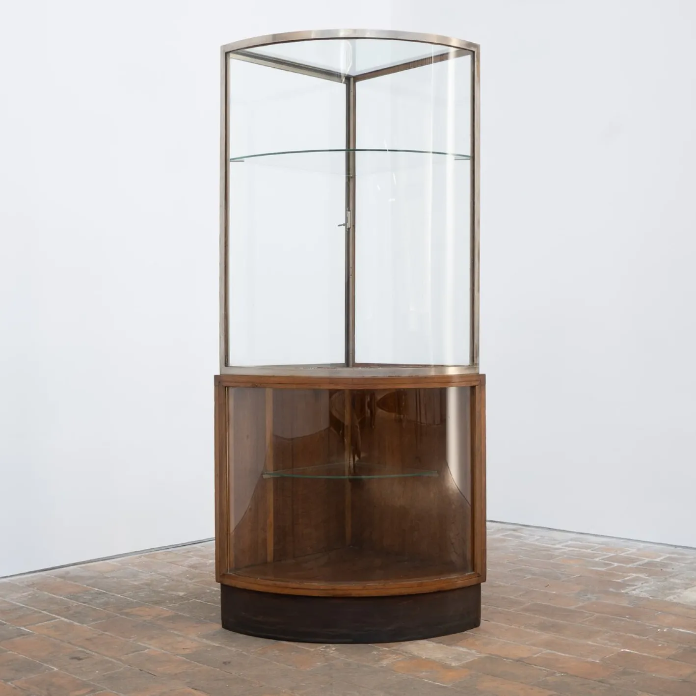Art Deco Eckvitrine, 1930
