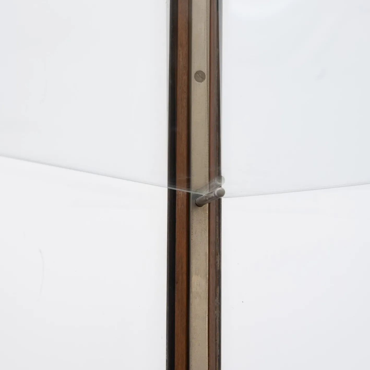 Art Deco Eckvitrine, 1930