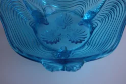 Art Deco Glas mit Fischfüßen - Wunderschönes sattes Blau von Josef Inwald, 1930er