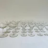 Art Deco Gläser aus Pressglas, Frankreich, 1920er, 18 . Set