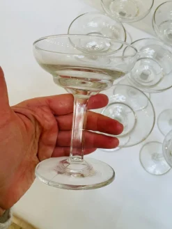 Art Deco Gläser aus Pressglas, Frankreich, 1920er, 18 . Set