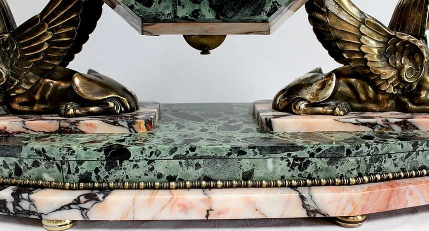 Art Deco Kaminuhr & Dekoration aus Marmor & Bronze, 1940er, 3er Set