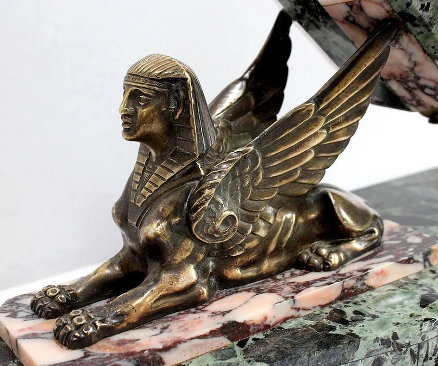 Art Deco Kaminuhr & Dekoration aus Marmor & Bronze, 1940er, 3er Set