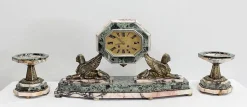 Art Deco Kaminuhr & Dekoration aus Marmor & Bronze, 1940er, 3er Set
