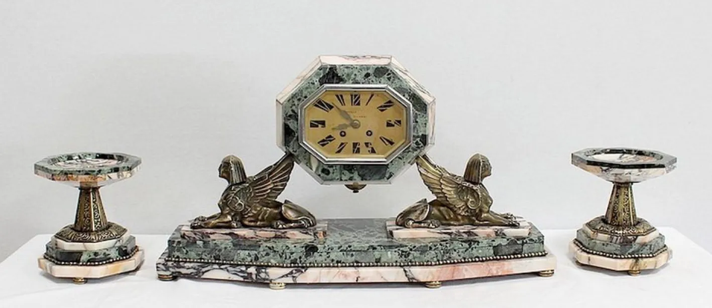 Art Deco Kaminuhr & Dekoration aus Marmor & Bronze, 1940er, 3er Set