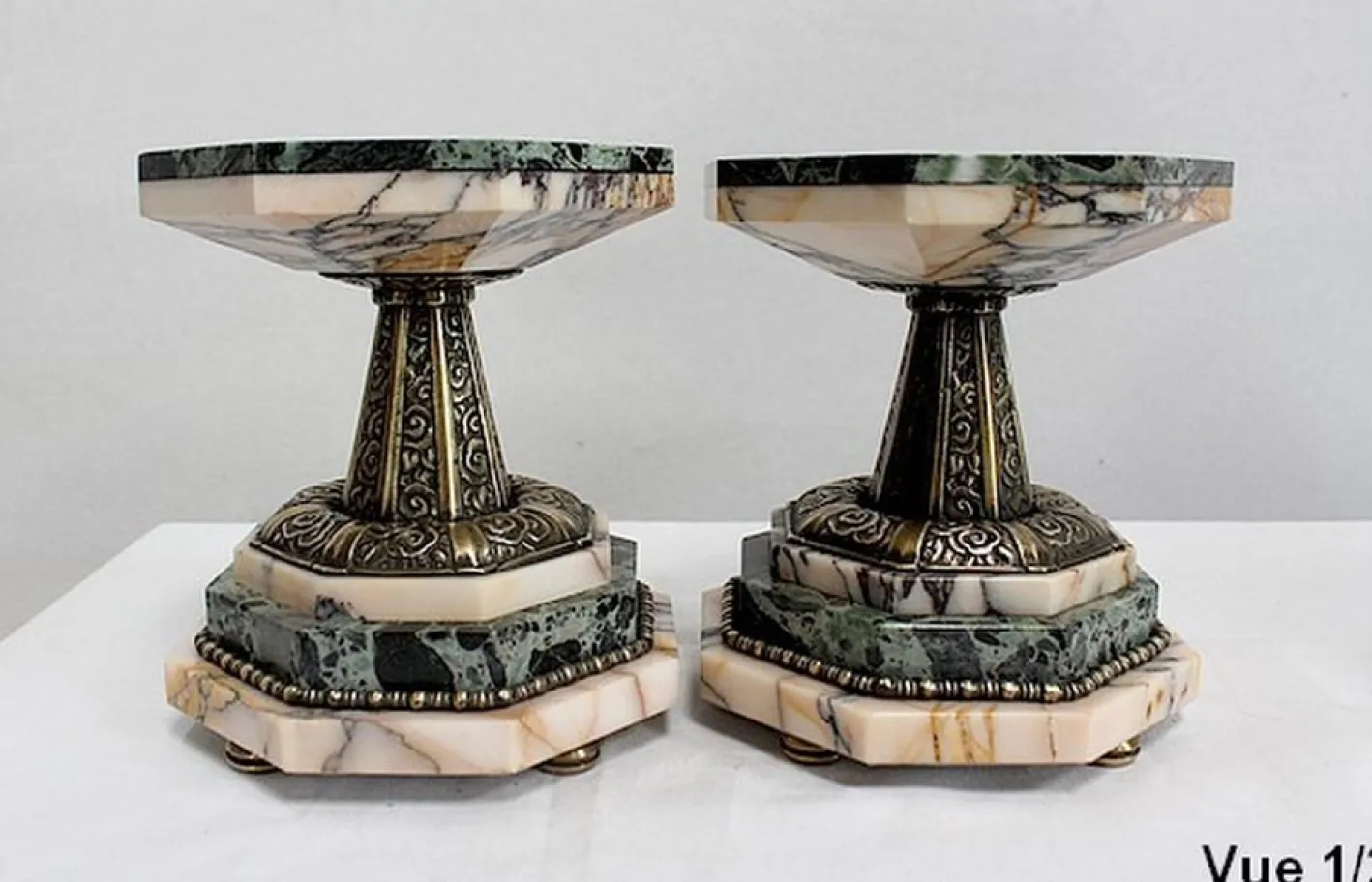 Art Deco Kaminuhr & Dekoration aus Marmor & Bronze, 1940er, 3er Set