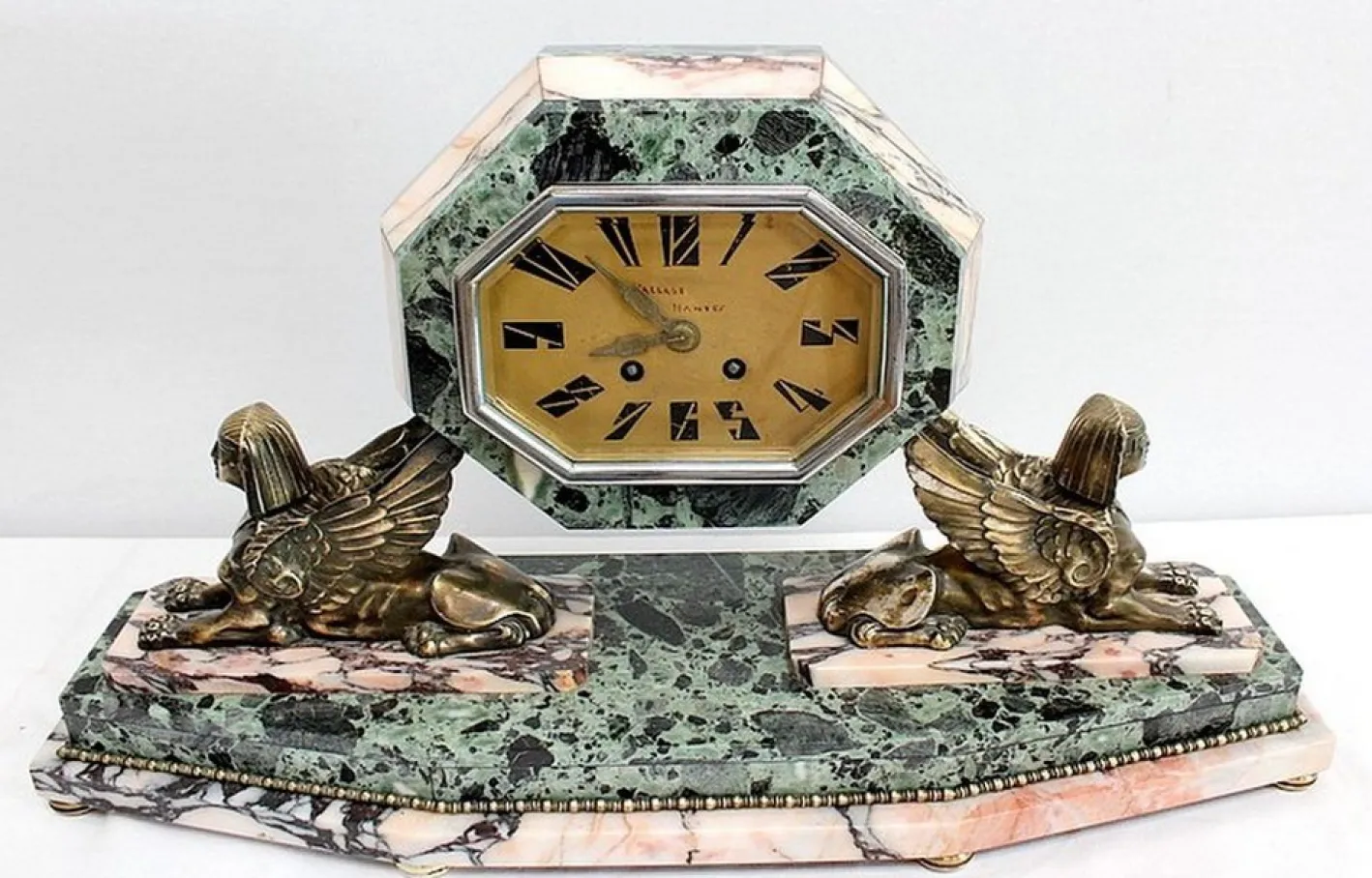 Art Deco Kaminuhr & Dekoration aus Marmor & Bronze, 1940er, 3er Set