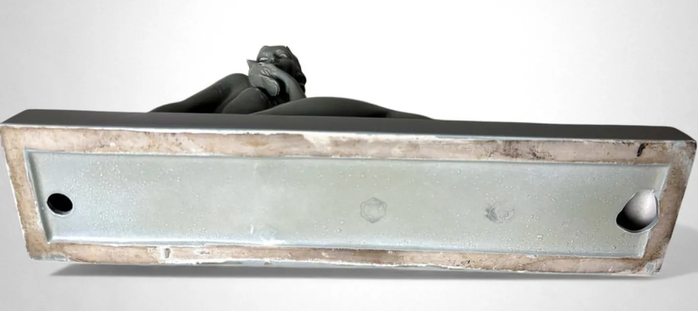 Art Deco Keramikfigur einer jungen Frau im Stil von Saint-Clement, 1920
