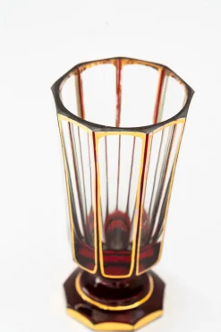 Art Deco Rubinrotes & Vergoldetes Schliffglas, 1920er