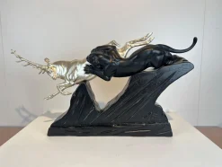 Art Deco Skulptur eines Hirsches und Panthers in Weißgold von Rochard, Frankreich, 1930er