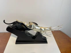 Art Deco Skulptur eines Hirsches und Panthers in Weißgold von Rochard, Frankreich, 1930er
