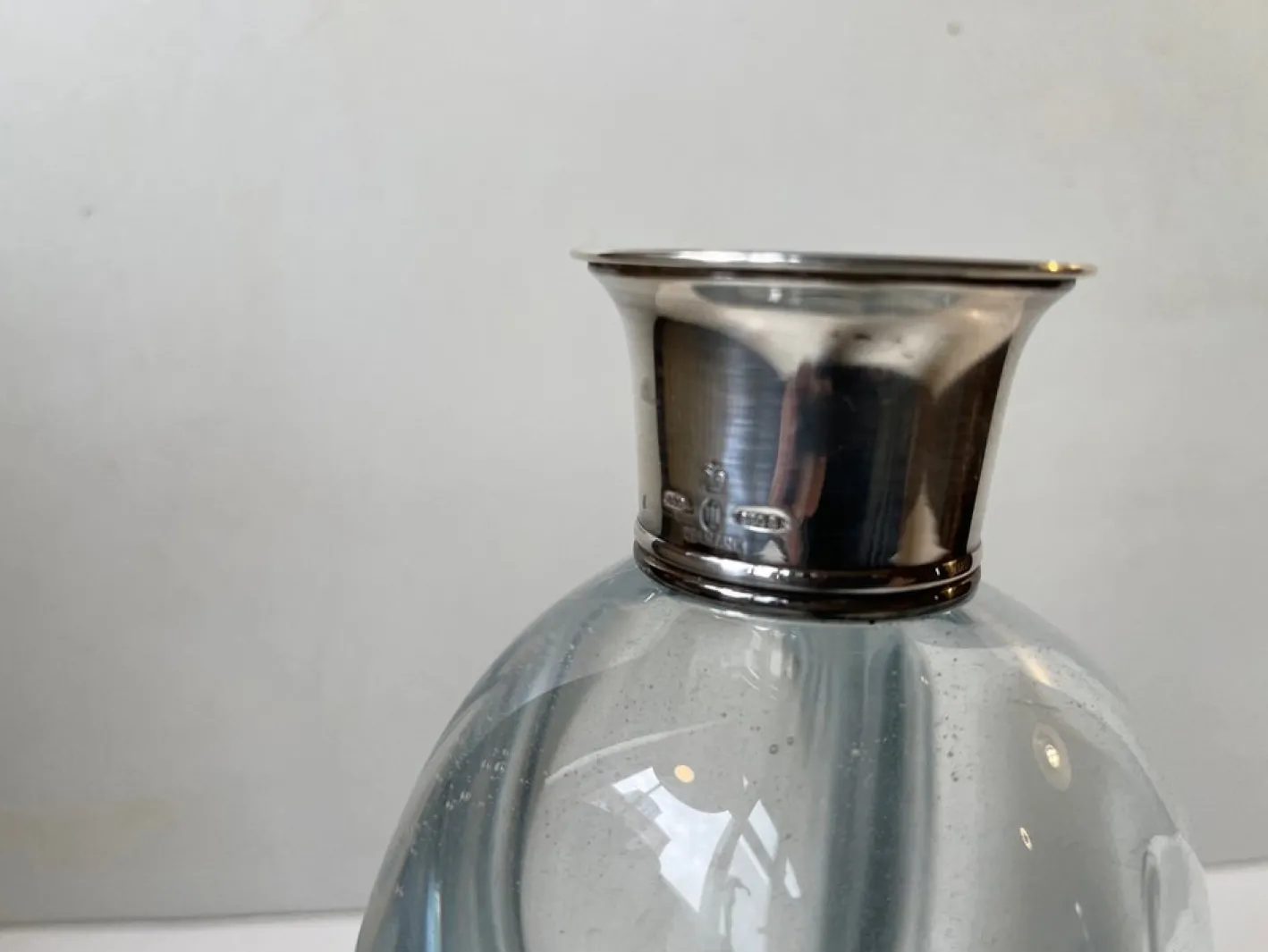 Art Deco Strombergshyttan Karaffe aus Kristallglas & Silber, 1930er
