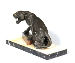 Art Deco Tiger, 1930, Patinierte Bronze auf Marmor und Onyx