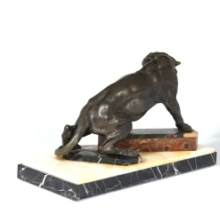 Art Deco Tiger, 1930, Patinierte Bronze auf Marmor und Onyx