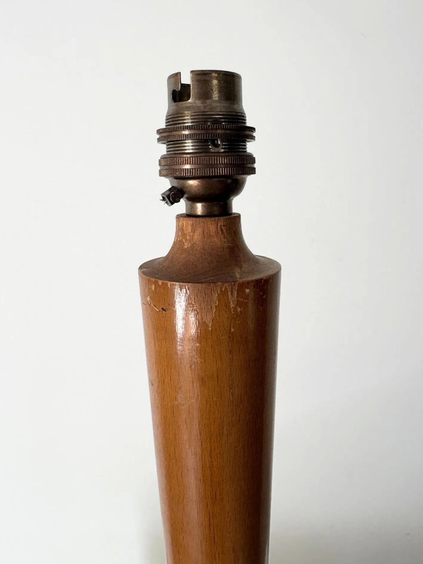 Art Deco Tischlampe aus Holz, Frankreich, 1920