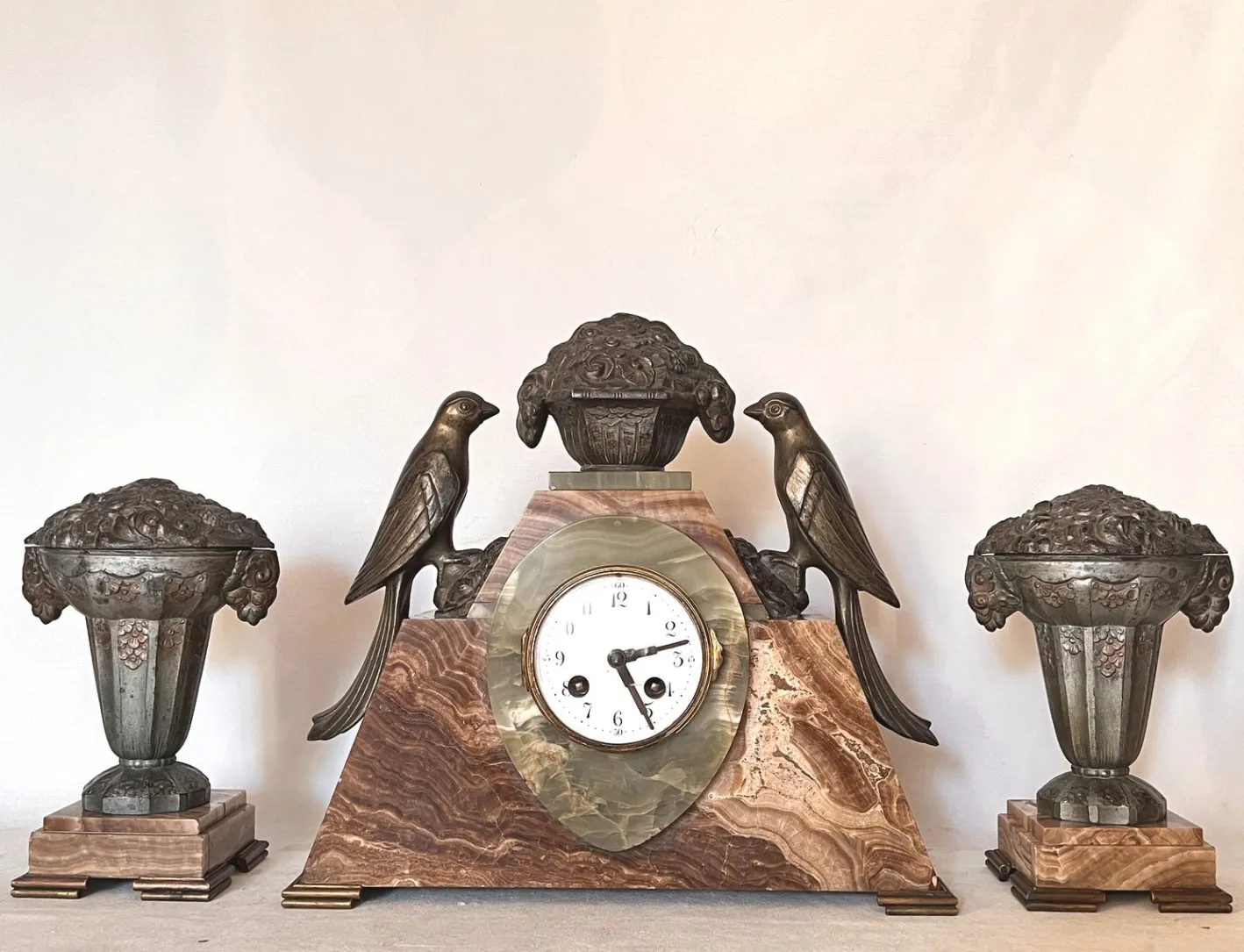 Art Deco Uhr mit Kassetten aus Marmor, 3er Set