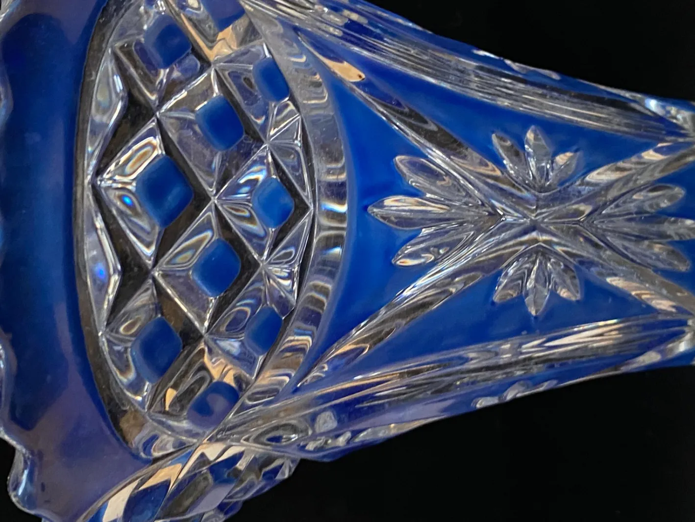 Art Deco Vase aus blauem Kristallglas, 1920