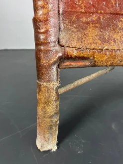Art Deco Wabi Sabi Colonial Armlehnstuhl aus Rattan & Kunstleder, 1920er