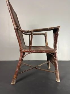 Art Deco Wabi Sabi Colonial Armlehnstuhl aus Rattan & Kunstleder, 1920er