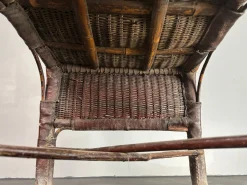 Art Deco Wabi Sabi Colonial Armlehnstuhl aus Rattan & Kunstleder, 1920er