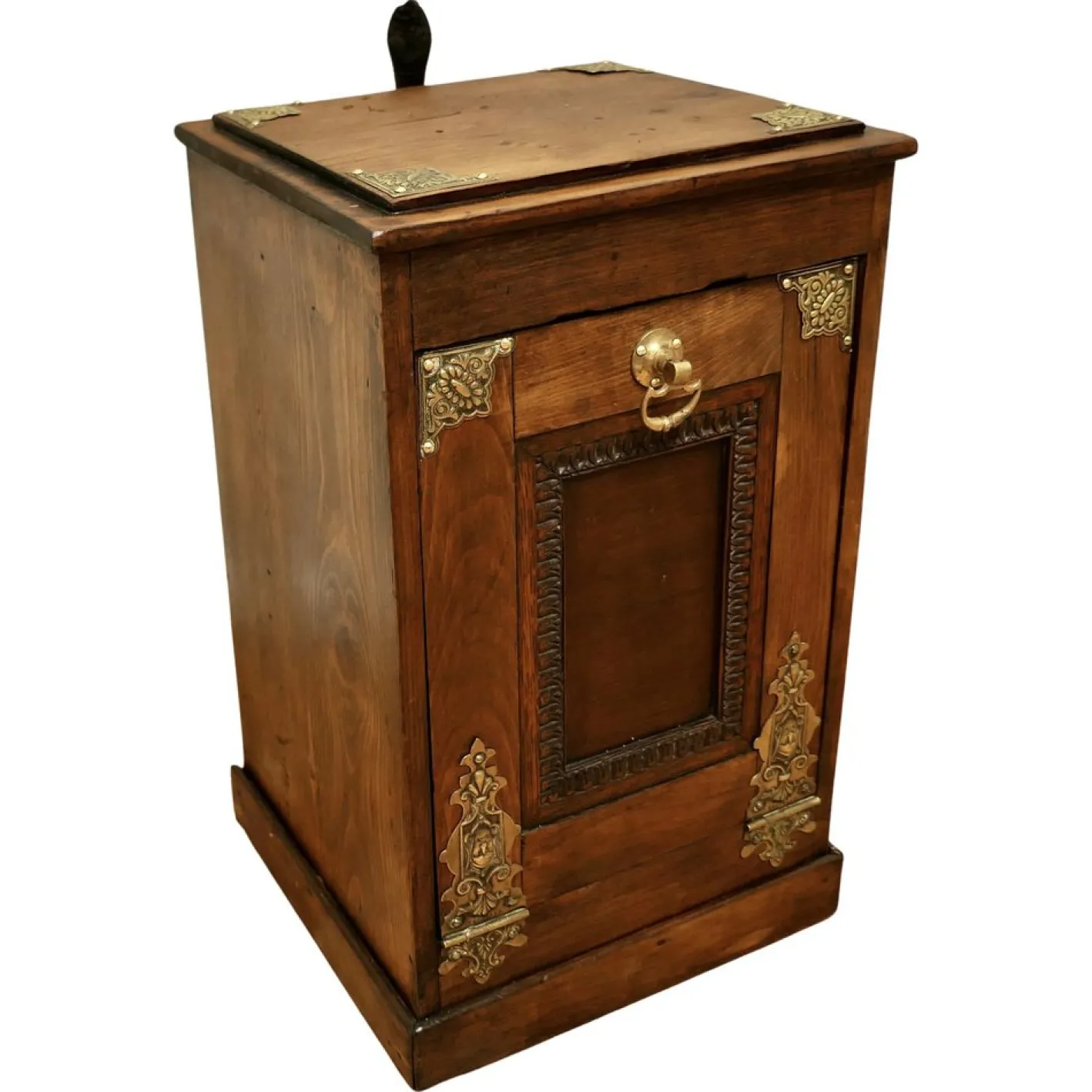 Arts and Crafts Kohlenkiste aus dunklem Kiefernholz, 1890er