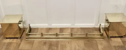 Arts and Crafts Messing Fender mit Kohle und Holzkisten, 3 . Set