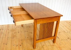 Arts-and-Crafts-Mission-Schreibtisch aus Eichenholz von L. und J.G Stickley, 1993
