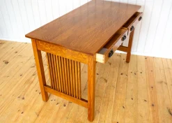 Arts-and-Crafts-Mission-Schreibtisch aus Eichenholz von L. und J.G Stickley, 1993