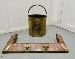 Arts & Crafts Viktorianischer Kotflügel aus Messing & Kupfer, 1890er