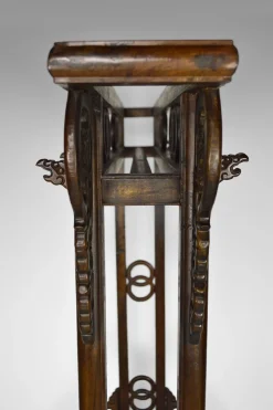 Asiatische Garderobe aus geschnitztem Holz mit Drachen, 1940er