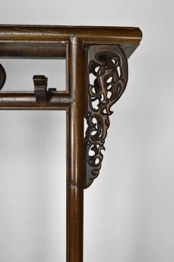 Asiatische Garderobe aus geschnitztem Holz mit Drachen, 1940er