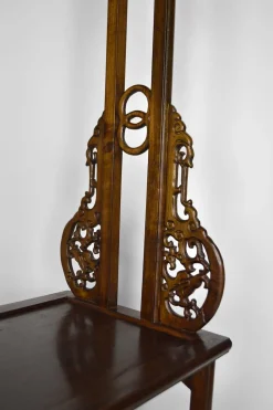Asiatische Garderobe aus geschnitztem Holz mit Drachen, 1940er