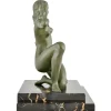 A. Soleau, Kniender Art Deco Akt mit Obstkorb, 1930, Bronze mit Marmorsockel