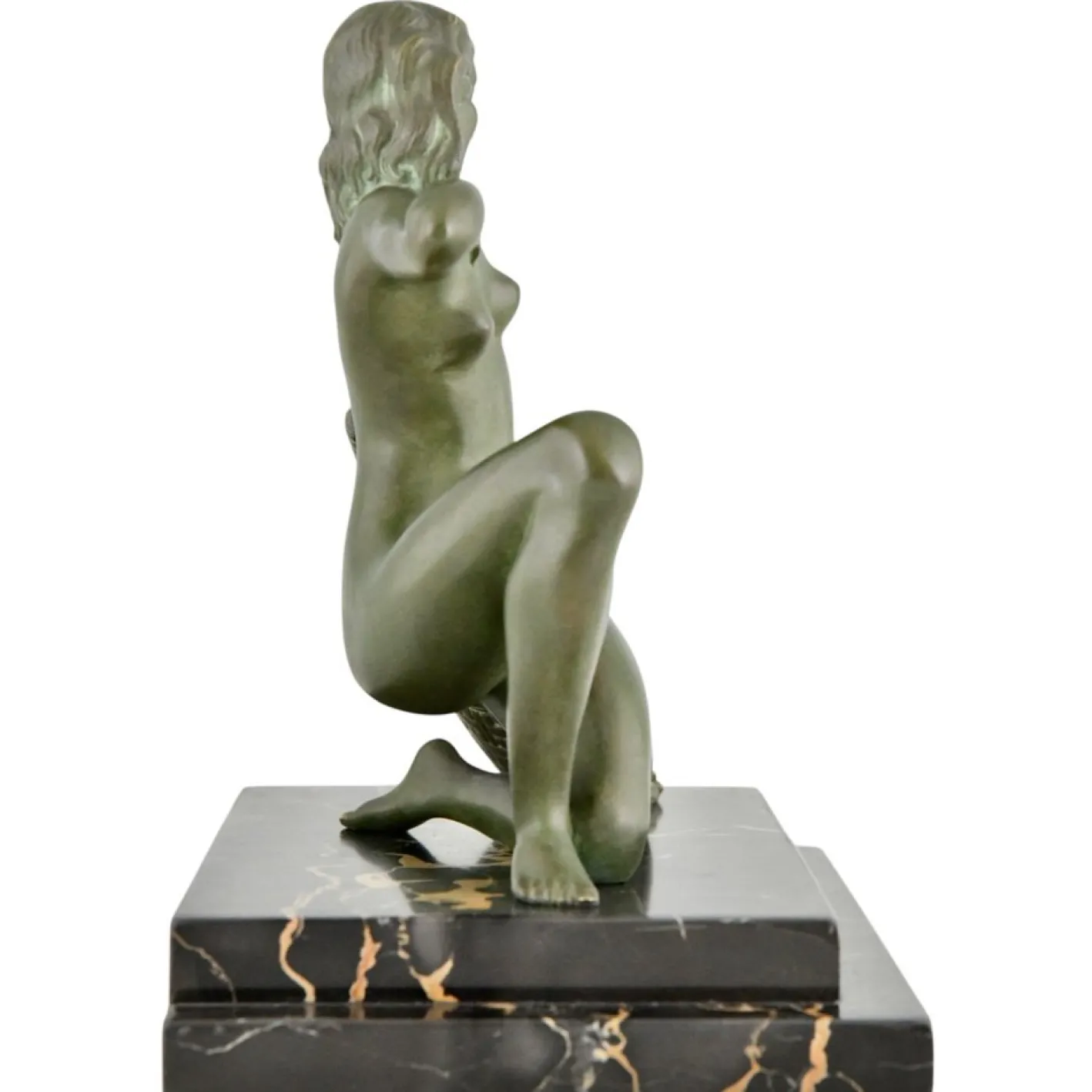 A. Soleau, Kniender Art Deco Akt mit Obstkorb, 1930, Bronze mit Marmorsockel