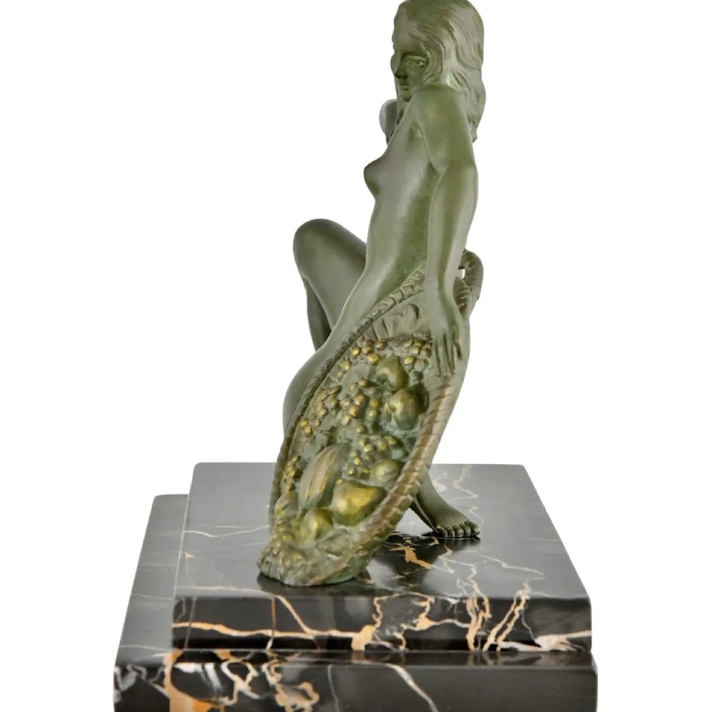A. Soleau, Kniender Art Deco Akt mit Obstkorb, 1930, Bronze mit Marmorsockel