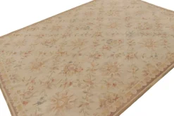 Aubusson Teppich in Beige mit bunten Blumenmustern von Rug&Kilim
